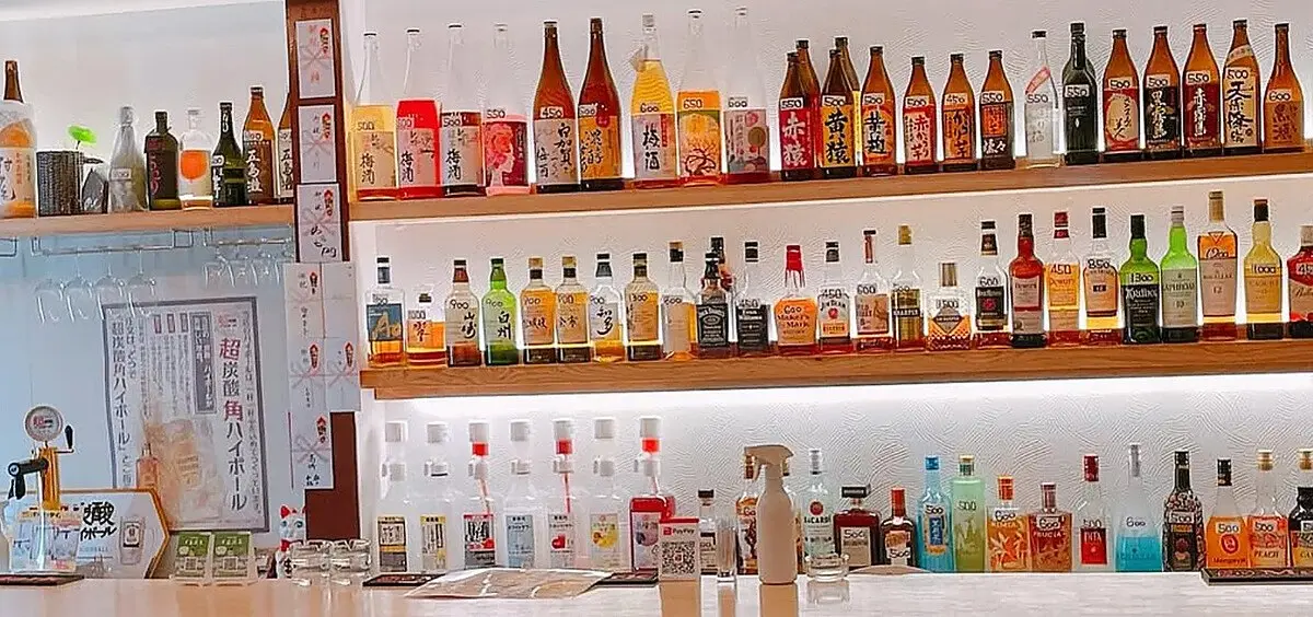 お酒の棚